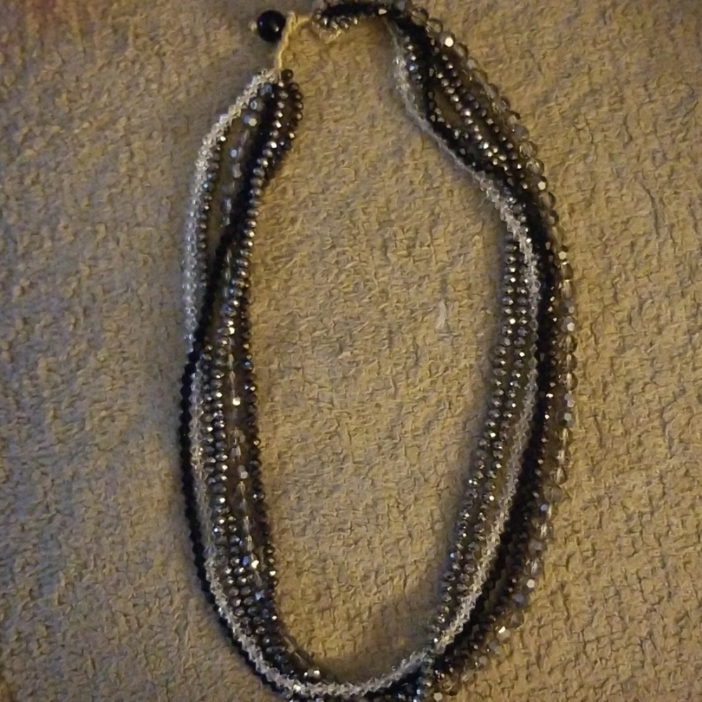 Beaded necklace